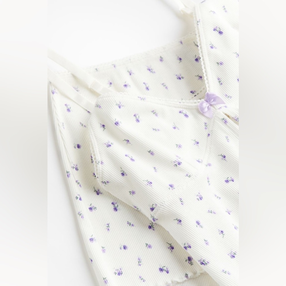BNWT Floral Pyjama set - Picture 2 of 2